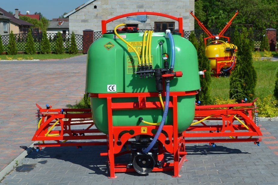 Опрыскиватель 600 л - 12 м Demarol Польша
