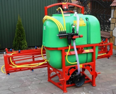 Опрыскиватель 600 л - 12 м Demarol Польша